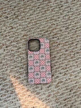 Stylish Pink Palm Tree Checker iPhone 13 Pro Casely case